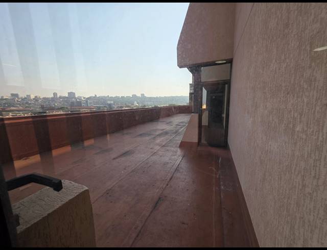 100M² OFFICE TO LET IN DURBAN CENTRAL